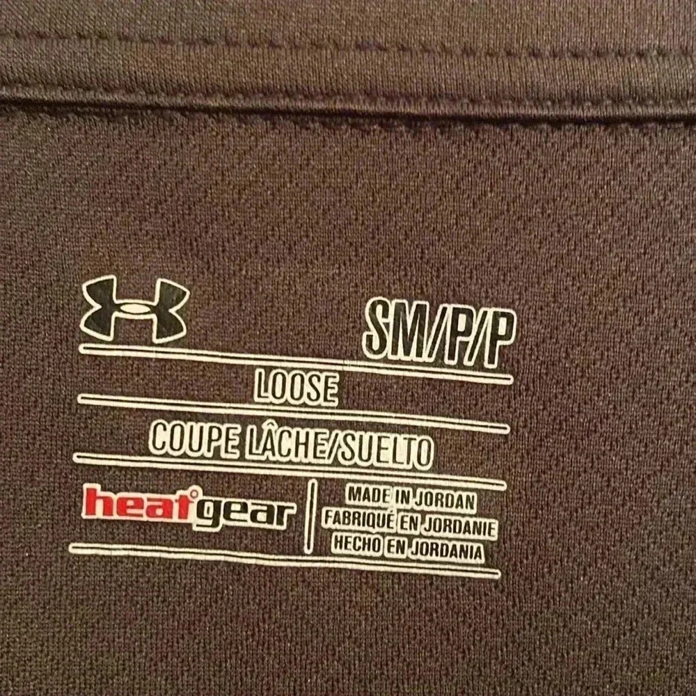 Under armor gray small loose fit polo - Picture 2 of 6